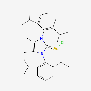 molecular formula C29H40AuClN2 B6303270 Chloro{1,3-bis[2,6-bis(1-methylethyl)phenyl]-1,3-dihydro-4,5-dimethyl-2H-imidazol-2-ylidene}gold(I), 98% IPrMeAuCl CAS No. 1192141-66-4