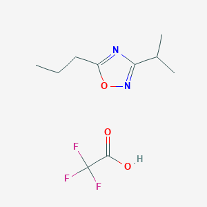 molecular formula C10H15F3N2O3 B6303815 [(3-Isopropyl-1,2,4-oxadiazol-5-yl)methyl]methylamine trifluoroacetate;  95% CAS No. 1255718-40-1