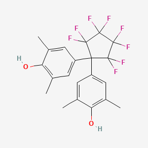 molecular formula C21H18F8O2 B6310929 Bis(3,5-dimethyl-4-hydroxyphenyl)-1,1'-(octafluorocyclopentane) CAS No. 2088945-35-9