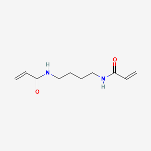 molecular formula C10H16N2O2 B6316246 N,N'-(丁烷-1,4-二基)二丙烯酰胺，(由 MEHQ 稳定) CAS No. 10405-38-6