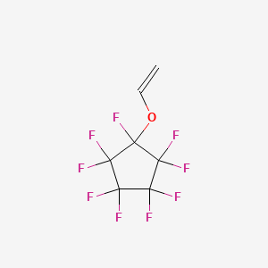 molecular formula C7H3F9O B6325830 Vinyloxy(nonafluoro)cyclopentane, 95% CAS No. 2088942-89-4