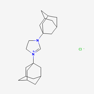 molecular formula C23H35ClN2 B6335198 1,3-Di(adamantan-1-yl)-4,5-dihydro-1H-imidazol-3-ium chloride CAS No. 871126-33-9