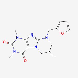 molecular formula C16H19N5O3 B6417607 9-[(furan-2-yl)methyl]-1,3,7-trimethyl-1H,2H,3H,4H,6H,7H,8H,9H-pyrimido[1,2-g]purine-2,4-dione CAS No. 877616-20-1