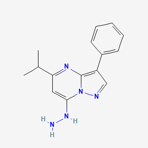 molecular formula C15H17N5 B6418767 7-hydrazinyl-3-phenyl-5-(propan-2-yl)pyrazolo[1,5-a]pyrimidine CAS No. 946259-92-3