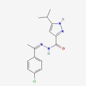 molecular formula C15H17ClN4O B6421496 N'-[(1Z)-1-(4-chlorophenyl)ethylidene]-3-(propan-2-yl)-1H-pyrazole-5-carbohydrazide CAS No. 403659-98-3