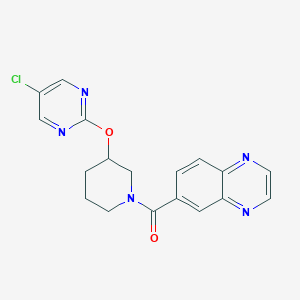 molecular formula C18H16ClN5O2 B6424335 6-{3-[(5-chloropyrimidin-2-yl)oxy]piperidine-1-carbonyl}quinoxaline CAS No. 2034633-18-4