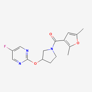 2-{[1-(2,5-dimethylfuran-3-carbonyl)pyrrolidin-3-yl]oxy}-5-fluoropyrimidine