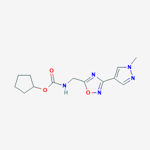 molecular formula C13H17N5O3 B6427254 cyclopentyl N-{[3-(1-methyl-1H-pyrazol-4-yl)-1,2,4-oxadiazol-5-yl]methyl}carbamate CAS No. 2034514-91-3