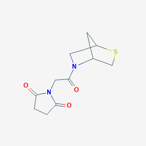 molecular formula C11H14N2O3S B6427482 1-(2-oxo-2-{2-thia-5-azabicyclo[2.2.1]heptan-5-yl}ethyl)pyrrolidine-2,5-dione CAS No. 2034607-93-5