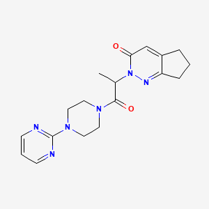 molecular formula C18H22N6O2 B6427510 2-{1-oxo-1-[4-(pyrimidin-2-yl)piperazin-1-yl]propan-2-yl}-2H,3H,5H,6H,7H-cyclopenta[c]pyridazin-3-one CAS No. 2034428-66-3