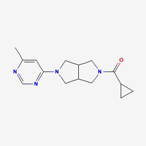 molecular formula C15H20N4O B6430444 4-{5-cyclopropanecarbonyl-octahydropyrrolo[3,4-c]pyrrol-2-yl}-6-methylpyrimidine CAS No. 2197734-62-4