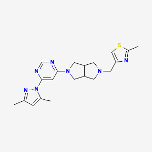 molecular formula C20H25N7S B6430974 4-(3,5-dimethyl-1H-pyrazol-1-yl)-6-{5-[(2-methyl-1,3-thiazol-4-yl)methyl]-octahydropyrrolo[3,4-c]pyrrol-2-yl}pyrimidine CAS No. 2200184-72-9