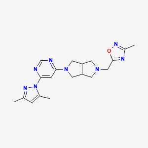 molecular formula C19H24N8O B6430985 4-(3,5-dimethyl-1H-pyrazol-1-yl)-6-{5-[(3-methyl-1,2,4-oxadiazol-5-yl)methyl]-octahydropyrrolo[3,4-c]pyrrol-2-yl}pyrimidine CAS No. 2200319-92-0