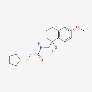 2-(cyclopentylsulfanyl)-N-[(1-hydroxy-6-methoxy-1,2,3,4-tetrahydronaphthalen-1-yl)methyl]acetamide