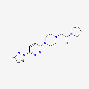 molecular formula C18H25N7O B6432272 2-{4-[6-(3-methyl-1H-pyrazol-1-yl)pyridazin-3-yl]piperazin-1-yl}-1-(pyrrolidin-1-yl)ethan-1-one CAS No. 2640881-89-4