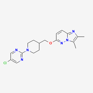molecular formula C18H21ClN6O B6435867 5-chloro-2-{4-[({2,3-dimethylimidazo[1,2-b]pyridazin-6-yl}oxy)methyl]piperidin-1-yl}pyrimidine CAS No. 2548989-72-4