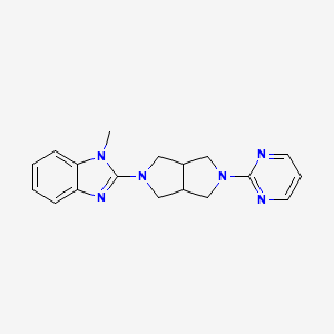 molecular formula C18H20N6 B6435949 1-methyl-2-[5-(pyrimidin-2-yl)-octahydropyrrolo[3,4-c]pyrrol-2-yl]-1H-1,3-benzodiazole CAS No. 2549018-23-5
