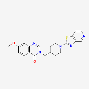 7-methoxy-3-[(1-{[1,3]thiazolo[4,5-c]pyridin-2-yl}piperidin-4-yl)methyl]-3,4-dihydroquinazolin-4-one