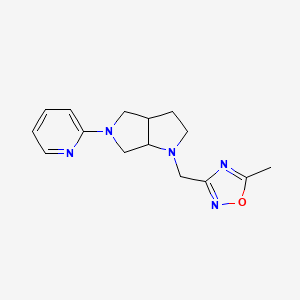 molecular formula C15H19N5O B6437465 2-{1-[(5-methyl-1,2,4-oxadiazol-3-yl)methyl]-octahydropyrrolo[2,3-c]pyrrol-5-yl}pyridine CAS No. 2549027-05-4