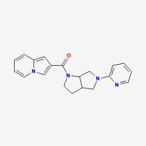 molecular formula C20H20N4O B6440791 2-[5-(pyridin-2-yl)-octahydropyrrolo[2,3-c]pyrrole-1-carbonyl]indolizine CAS No. 2549066-69-3