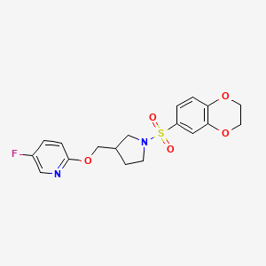 molecular formula C18H19FN2O5S B6440836 2-{[1-(2,3-dihydro-1,4-benzodioxine-6-sulfonyl)pyrrolidin-3-yl]methoxy}-5-fluoropyridine CAS No. 2548988-74-3