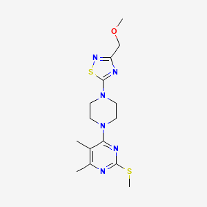 molecular formula C15H22N6OS2 B6441826 4-{4-[3-(methoxymethyl)-1,2,4-thiadiazol-5-yl]piperazin-1-yl}-5,6-dimethyl-2-(methylsulfanyl)pyrimidine CAS No. 2549010-86-6