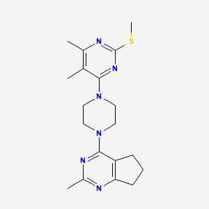 molecular formula C19H26N6S B6441938 4,5-dimethyl-6-(4-{2-methyl-5H,6H,7H-cyclopenta[d]pyrimidin-4-yl}piperazin-1-yl)-2-(methylsulfanyl)pyrimidine CAS No. 2549040-73-3