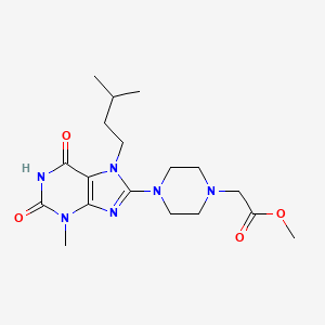 molecular formula C18H28N6O4 B6443675 methyl 2-{4-[3-methyl-7-(3-methylbutyl)-2,6-dioxo-2,3,6,7-tetrahydro-1H-purin-8-yl]piperazin-1-yl}acetate CAS No. 895841-31-3
