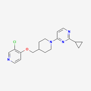 molecular formula C18H21ClN4O B6444270 4-(4-{[(3-chloropyridin-4-yl)oxy]methyl}piperidin-1-yl)-2-cyclopropylpyrimidine CAS No. 2548996-29-6