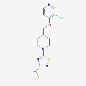 molecular formula C16H21ClN4OS B6444582 3-chloro-4-({1-[3-(propan-2-yl)-1,2,4-thiadiazol-5-yl]piperidin-4-yl}methoxy)pyridine CAS No. 2640972-84-3