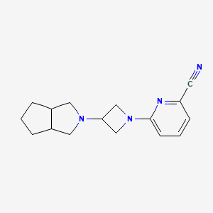 molecular formula C16H20N4 B6447897 6-(3-{octahydrocyclopenta[c]pyrrol-2-yl}azetidin-1-yl)pyridine-2-carbonitrile CAS No. 2549026-64-2