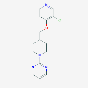 molecular formula C15H17ClN4O B6448715 2-(4-{[(3-chloropyridin-4-yl)oxy]methyl}piperidin-1-yl)pyrimidine CAS No. 2549029-86-7