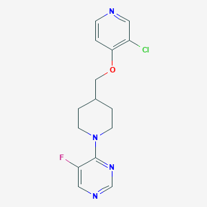 molecular formula C15H16ClFN4O B6448818 4-(4-{[(3-chloropyridin-4-yl)oxy]methyl}piperidin-1-yl)-5-fluoropyrimidine CAS No. 2640954-39-6
