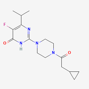 molecular formula C16H23FN4O2 B6449085 2-[4-(2-cyclopropylacetyl)piperazin-1-yl]-5-fluoro-6-(propan-2-yl)-3,4-dihydropyrimidin-4-one CAS No. 2549024-02-2