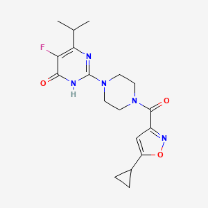 molecular formula C18H22FN5O3 B6449225 2-[4-(5-cyclopropyl-1,2-oxazole-3-carbonyl)piperazin-1-yl]-5-fluoro-6-(propan-2-yl)-3,4-dihydropyrimidin-4-one CAS No. 2549007-04-5
