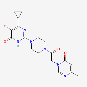 molecular formula C18H21FN6O3 B6449395 6-cyclopropyl-5-fluoro-2-{4-[2-(4-methyl-6-oxo-1,6-dihydropyrimidin-1-yl)acetyl]piperazin-1-yl}-3,4-dihydropyrimidin-4-one CAS No. 2549049-79-6