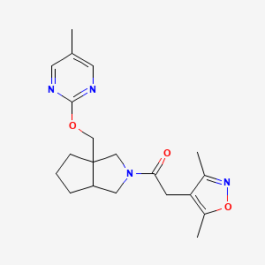 molecular formula C20H26N4O3 B6449477 1-(3a-{[(5-methylpyrimidin-2-yl)oxy]methyl}-octahydrocyclopenta[c]pyrrol-2-yl)-2-(3,5-dimethyl-1,2-oxazol-4-yl)ethan-1-one CAS No. 2549010-49-1