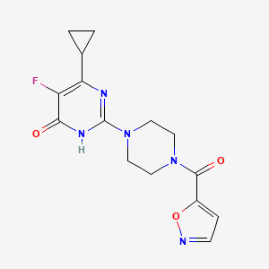 molecular formula C15H16FN5O3 B6449623 6-cyclopropyl-5-fluoro-2-[4-(1,2-oxazole-5-carbonyl)piperazin-1-yl]-3,4-dihydropyrimidin-4-one CAS No. 2548986-03-2