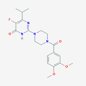 2-[4-(3,4-dimethoxybenzoyl)piperazin-1-yl]-5-fluoro-6-(propan-2-yl)-3,4-dihydropyrimidin-4-one
