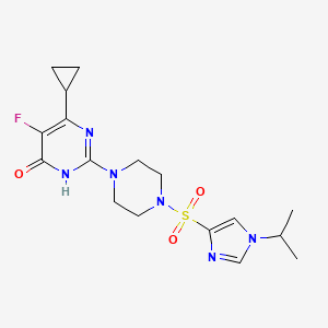 molecular formula C17H23FN6O3S B6449913 6-cyclopropyl-5-fluoro-2-(4-{[1-(propan-2-yl)-1H-imidazol-4-yl]sulfonyl}piperazin-1-yl)-3,4-dihydropyrimidin-4-one CAS No. 2549044-92-8