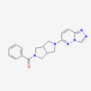 molecular formula C18H18N6O B6450050 2-benzoyl-5-{[1,2,4]triazolo[4,3-b]pyridazin-6-yl}-octahydropyrrolo[3,4-c]pyrrole CAS No. 2640874-29-7