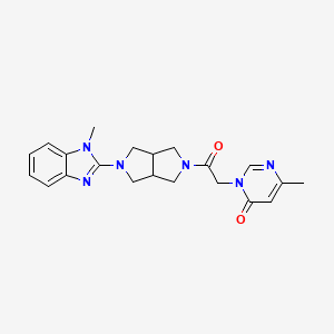 molecular formula C21H24N6O2 B6450317 6-methyl-3-{2-[5-(1-methyl-1H-1,3-benzodiazol-2-yl)-octahydropyrrolo[3,4-c]pyrrol-2-yl]-2-oxoethyl}-3,4-dihydropyrimidin-4-one CAS No. 2549017-93-6
