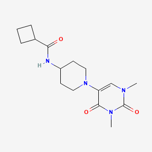 molecular formula C16H24N4O3 B6450821 N-[1-(1,3-dimethyl-2,4-dioxo-1,2,3,4-tetrahydropyrimidin-5-yl)piperidin-4-yl]cyclobutanecarboxamide CAS No. 2549024-13-5