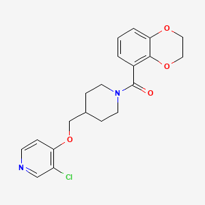 molecular formula C20H21ClN2O4 B6451849 3-chloro-4-{[1-(2,3-dihydro-1,4-benzodioxine-5-carbonyl)piperidin-4-yl]methoxy}pyridine CAS No. 2640978-39-6