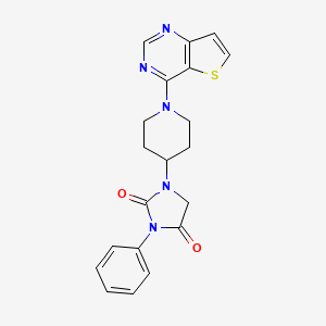 molecular formula C20H19N5O2S B6453183 3-phenyl-1-(1-{thieno[3,2-d]pyrimidin-4-yl}piperidin-4-yl)imidazolidine-2,4-dione CAS No. 2549005-12-9