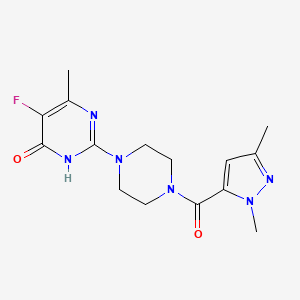 2-[4-(1,3-dimethyl-1H-pyrazole-5-carbonyl)piperazin-1-yl]-5-fluoro-6-methyl-3,4-dihydropyrimidin-4-one