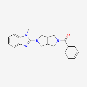 molecular formula C21H26N4O B6454114 2-[5-(cyclohex-3-ene-1-carbonyl)-octahydropyrrolo[3,4-c]pyrrol-2-yl]-1-methyl-1H-1,3-benzodiazole CAS No. 2549041-98-5