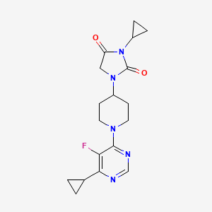 molecular formula C18H22FN5O2 B6456626 3-cyclopropyl-1-[1-(6-cyclopropyl-5-fluoropyrimidin-4-yl)piperidin-4-yl]imidazolidine-2,4-dione CAS No. 2549012-83-9