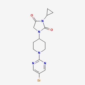 molecular formula C15H18BrN5O2 B6456802 1-[1-(5-bromopyrimidin-2-yl)piperidin-4-yl]-3-cyclopropylimidazolidine-2,4-dione CAS No. 2549042-09-1