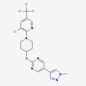 molecular formula C19H18ClF3N6O B6459347 2-({1-[3-chloro-5-(trifluoromethyl)pyridin-2-yl]piperidin-4-yl}oxy)-5-(1-methyl-1H-pyrazol-4-yl)pyrimidine CAS No. 2548999-84-2